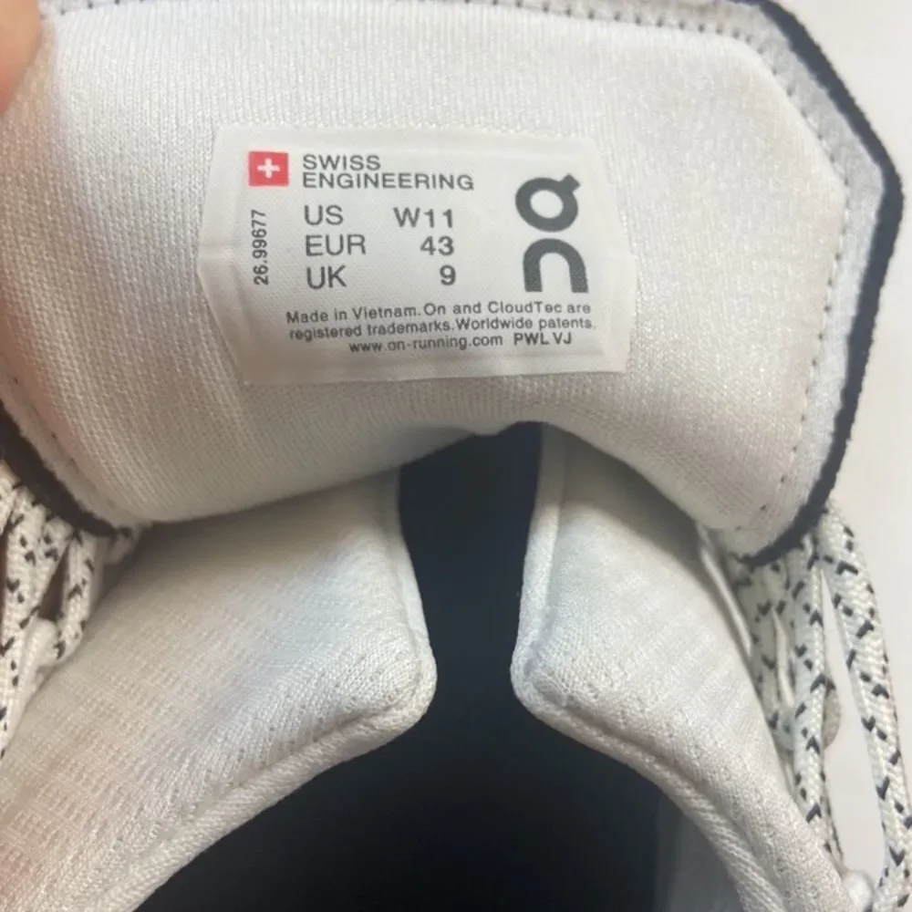 On Running stylish sneakers